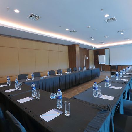 Holiday Inn Express Jakarta International Expo By Ihg Exteriér fotografie
