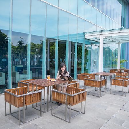 Holiday Inn Express Jakarta International Expo By Ihg Exteriér fotografie