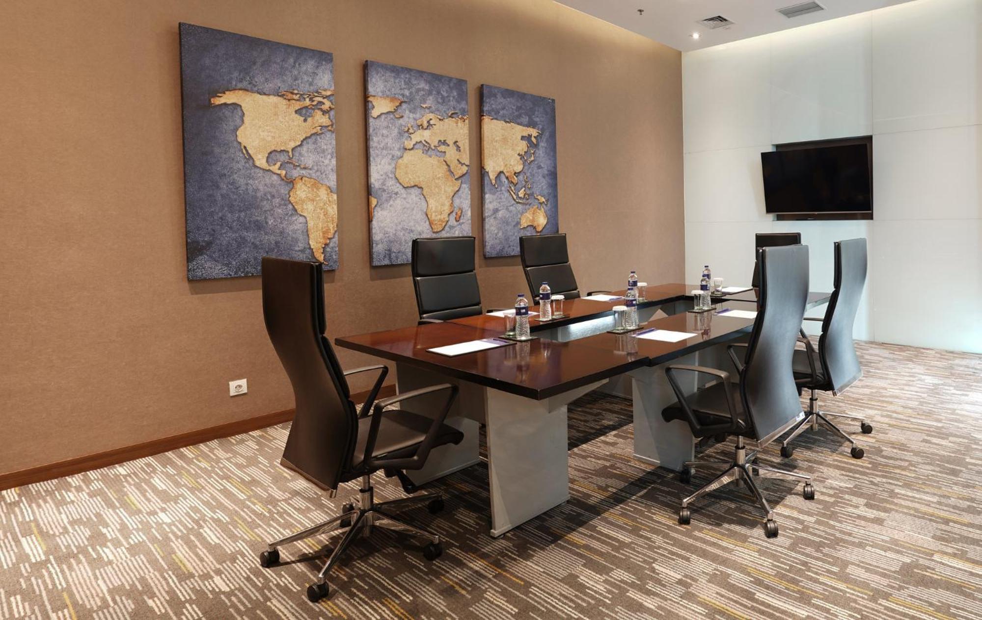 Holiday Inn Express Jakarta International Expo By Ihg Exteriér fotografie